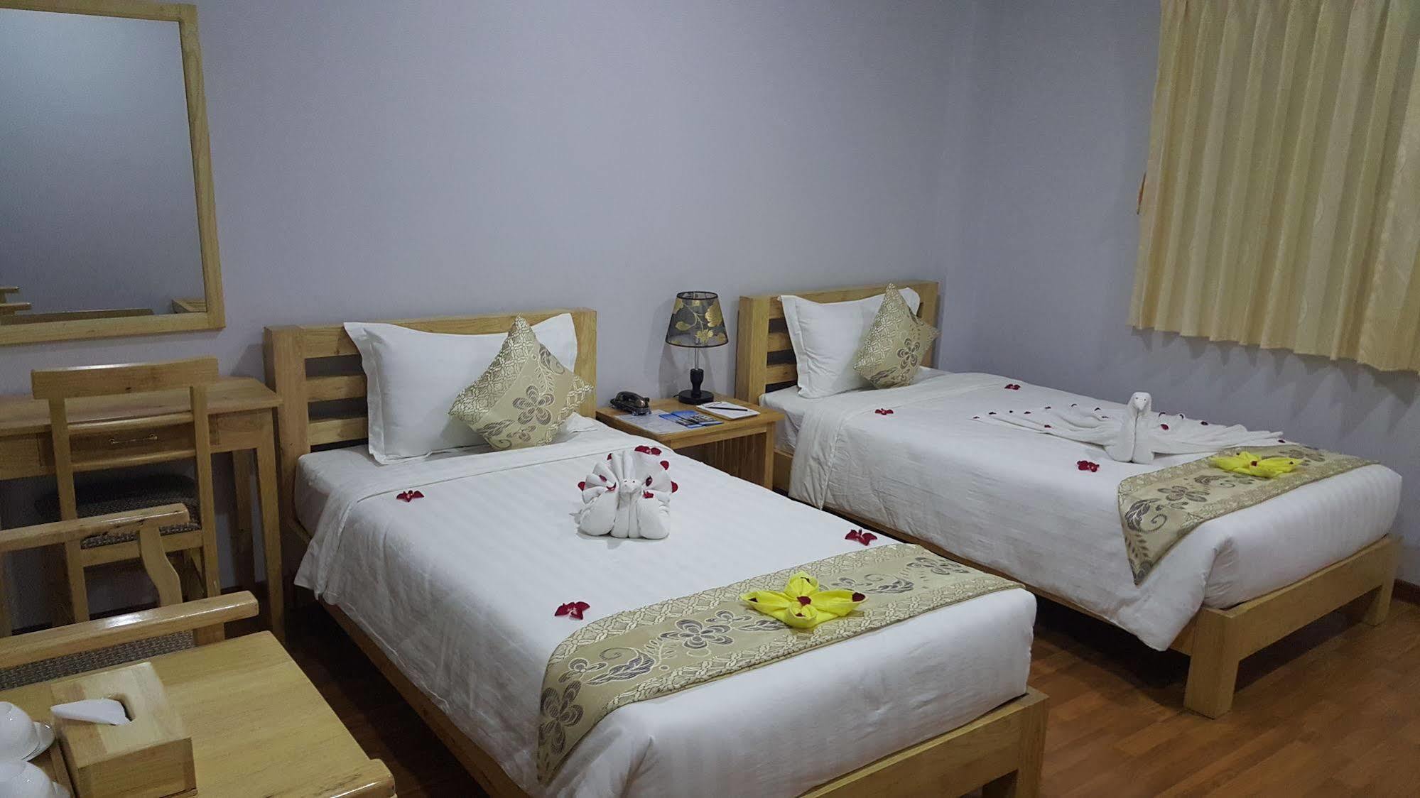 Asian Smile Hotel يانغون المظهر الخارجي الصورة